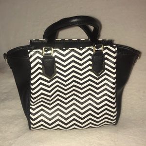 Zigzag Mini bag purse